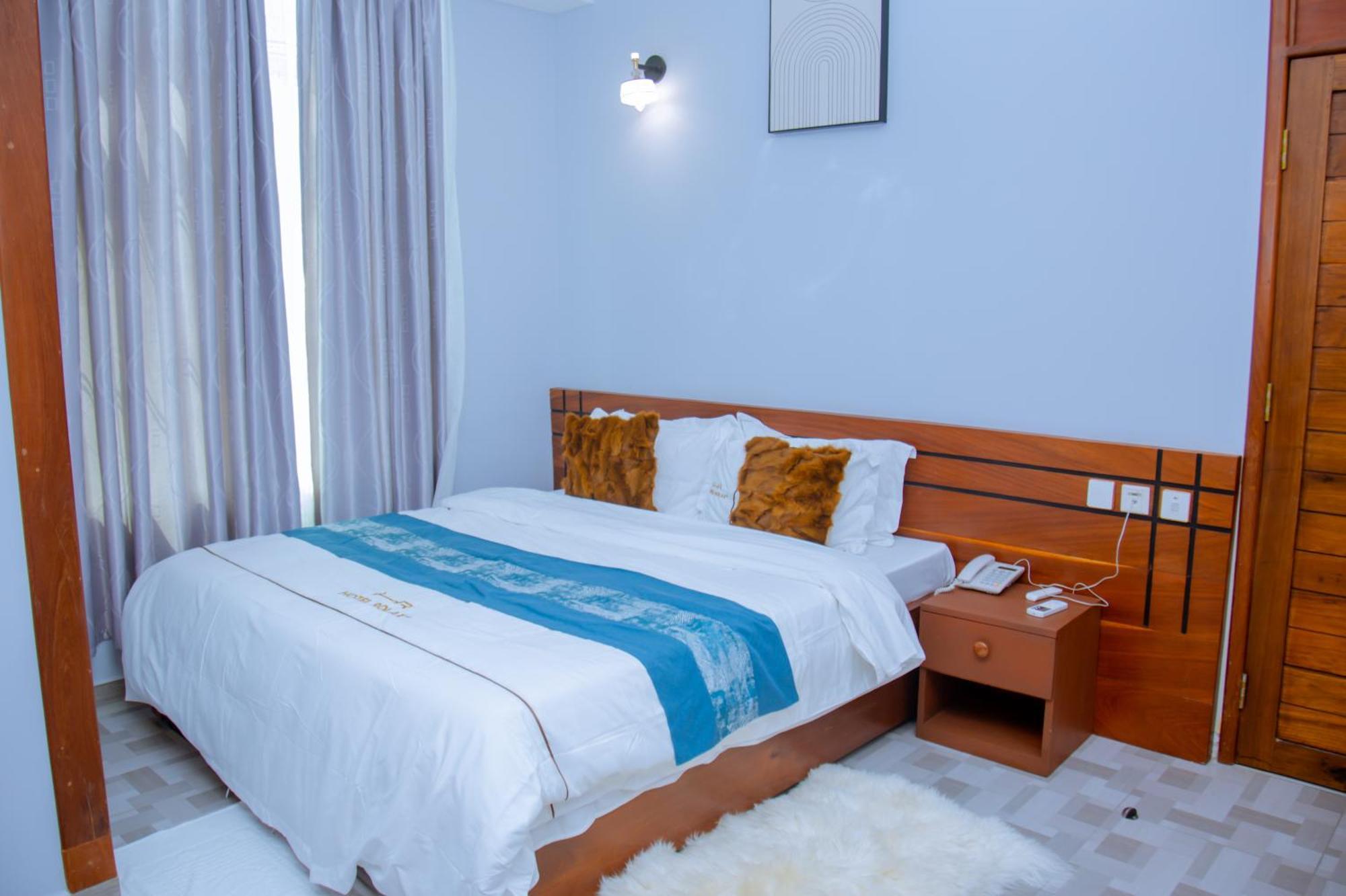 Hotel Rolax Dar es Salaam Exteriör bild